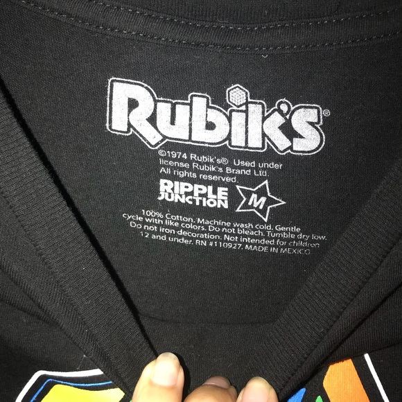 Melting Rubik’s Cube t shirt - Picture 2 of 2